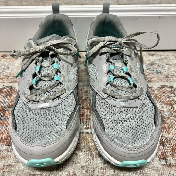 Skechers GoRun Consistent Shoes Womens 9.5 Gray‎ Blue Running Sneakers 128075 - Picture 2 of 9